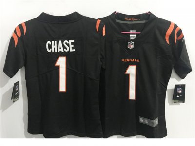 Women's Cincinnati Bengals #1 Ja'Marr Chase Black Vapor Limited Jersey